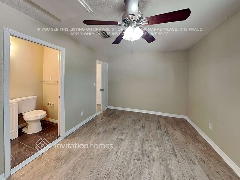 Building Photo - 1410 Stonehaven Way