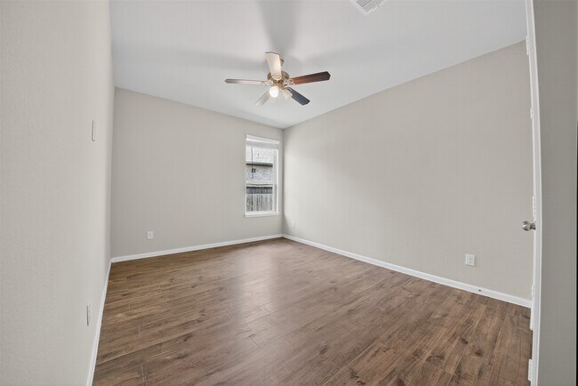 Building Photo - 18102 Humber River Ln