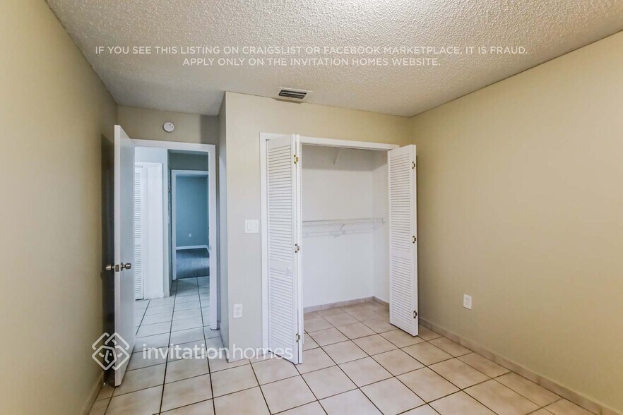 Building Photo - 8021 SW 136th Ct