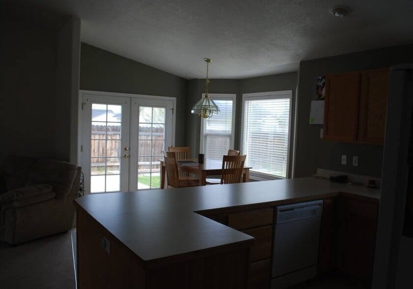 Building Photo - 2108 S Linda Vista Pl