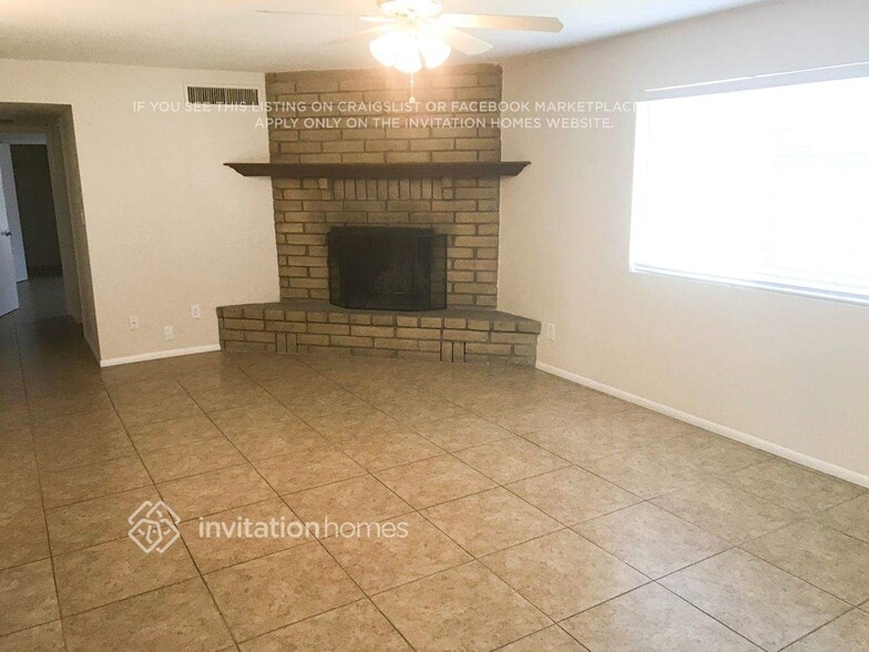 Building Photo - 3614 W Cochise Dr