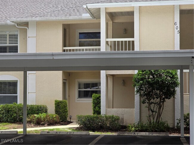 Primary Photo - 605 Squire Cir