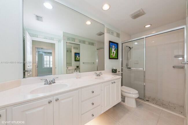 Building Photo - 8163 Montserrat Pl