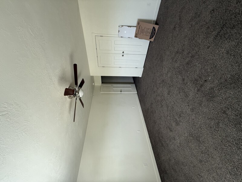 Building Photo - 671 N 30 E