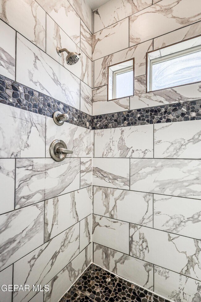 Building Photo - 6557 Toivoa Pl