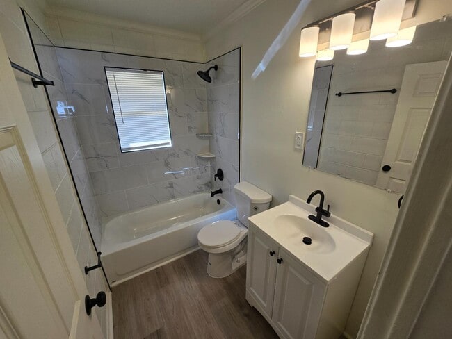 Building Photo - 782 Terminal Ct