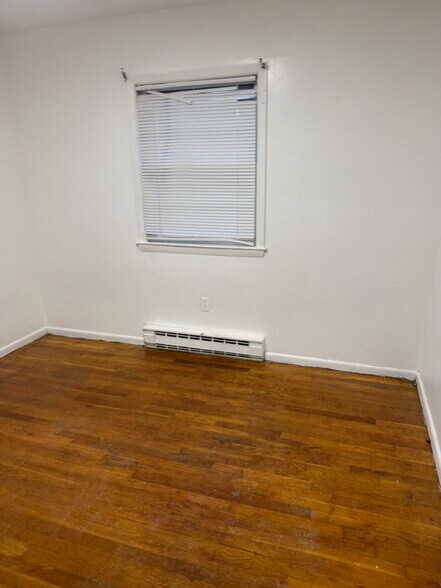 Building Photo - 15 Stevens Rd