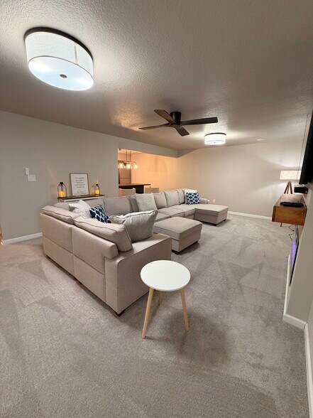 Building Photo - 4434 Honey Bee Rdg