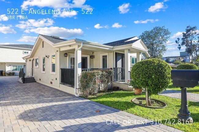 Building Photo - Beautifully Updated 3-Bedroom Home in Prim...