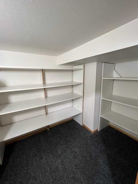 Building Photo - 31401 Lovegren Ln