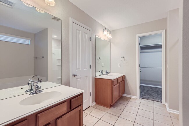 Building Photo - Large one story home on a corner lot locat...
