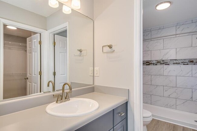 Building Photo - 3390 Monte Carlo Dr