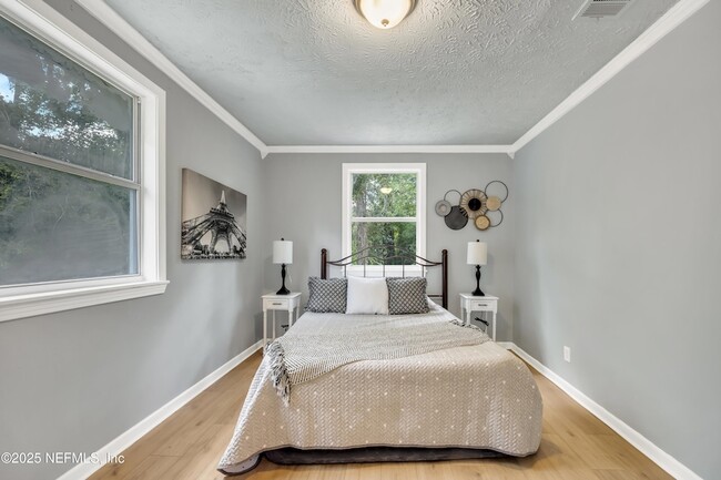 Building Photo - 1232 Hamilton St