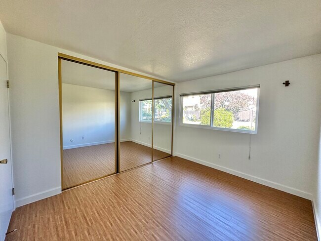 Building Photo - 9505 Easter Way