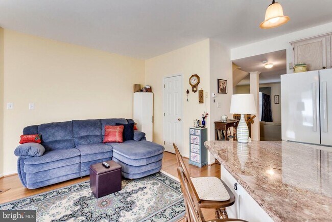 Building Photo - 6328 Dunman Way