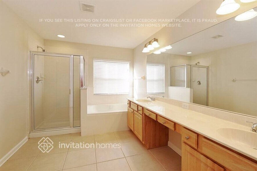 Building Photo - 31052 Creekridge Dr