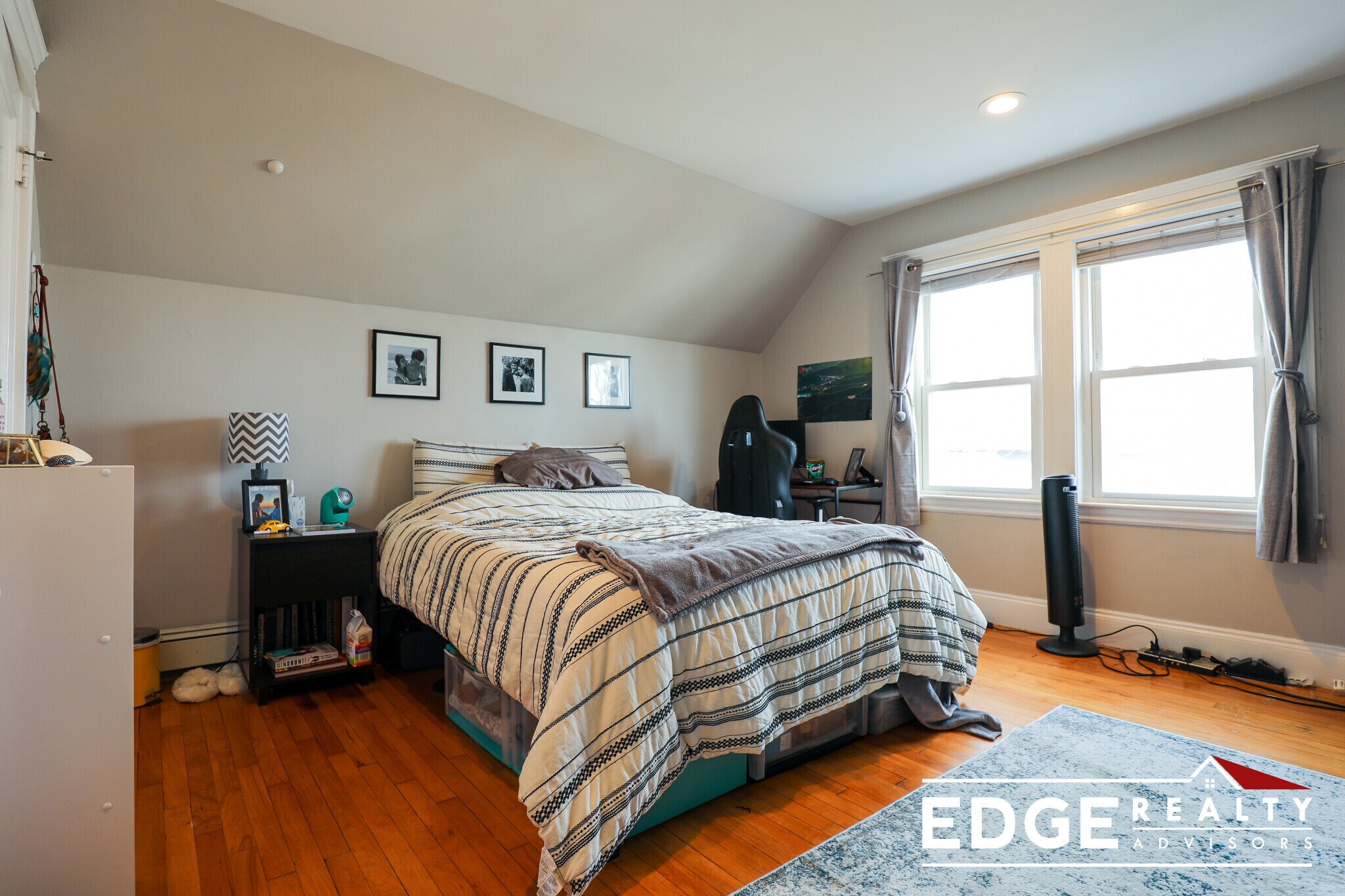 Building Photo - 33 Long Ave