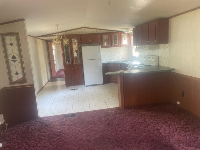 Building Photo - 140 Marvin Cir