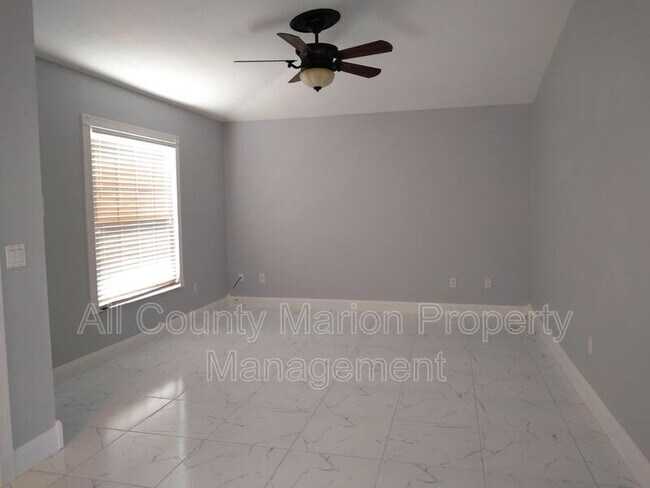 Building Photo - 475 NE 35th St