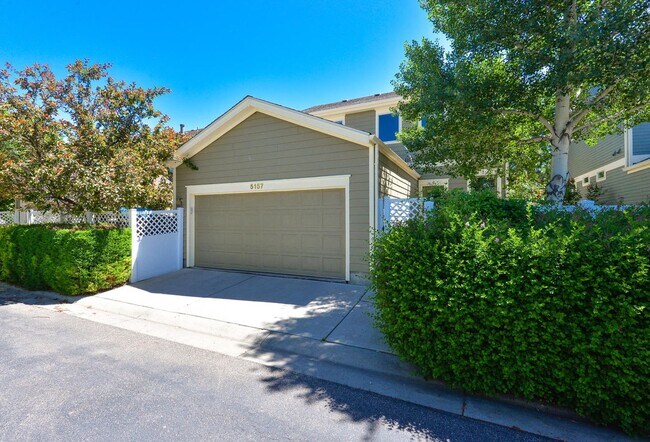 Building Photo - 2 Bedroom 2 Bath home in Observatory Village