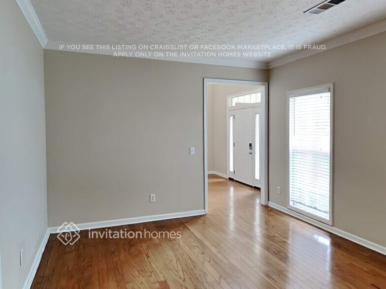 Building Photo - 4125 River Green Pkwy