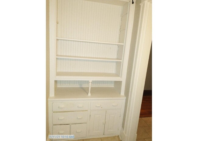 Building Photo - 3227 Jefferson Ave