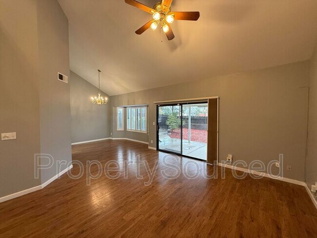 Building Photo - 428 Phoenix Ave