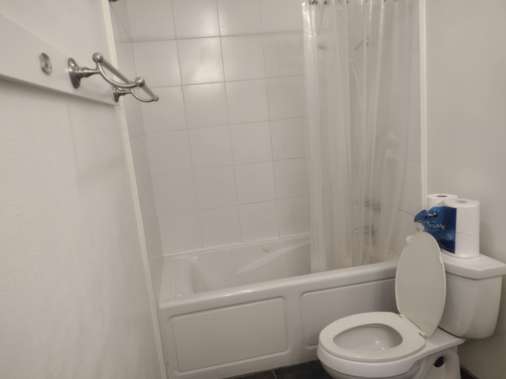 Building Photo - 39110 Bud Ct