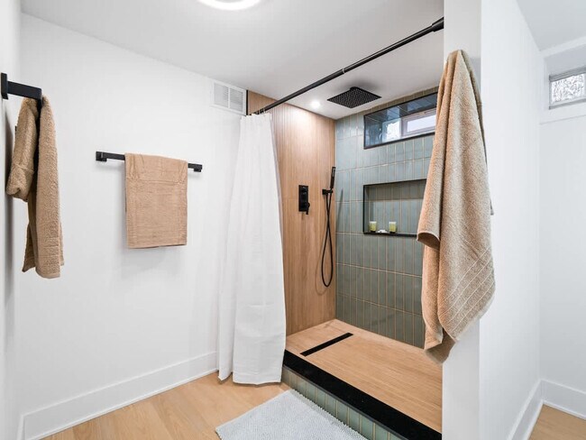 Building Photo - 4155 Ascot Ln