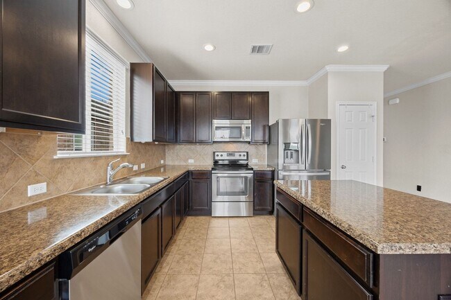 Building Photo - 73 Mallard Ln