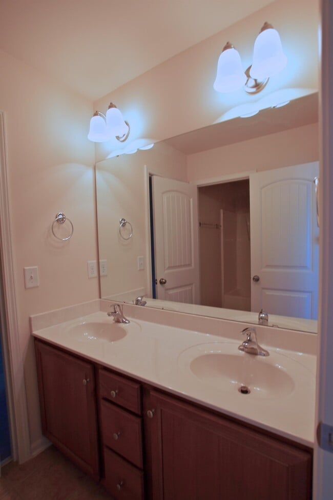 Building Photo - 623 Katy Stella Dr