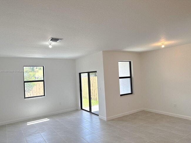 Building Photo - 28647 SW 129th Ct
