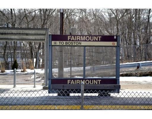 Building Photo - 978 Hyde Park Ave