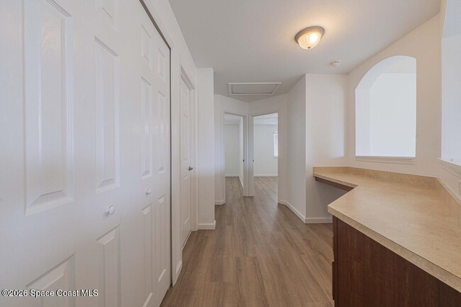 Building Photo - 3701 Titanic Cir