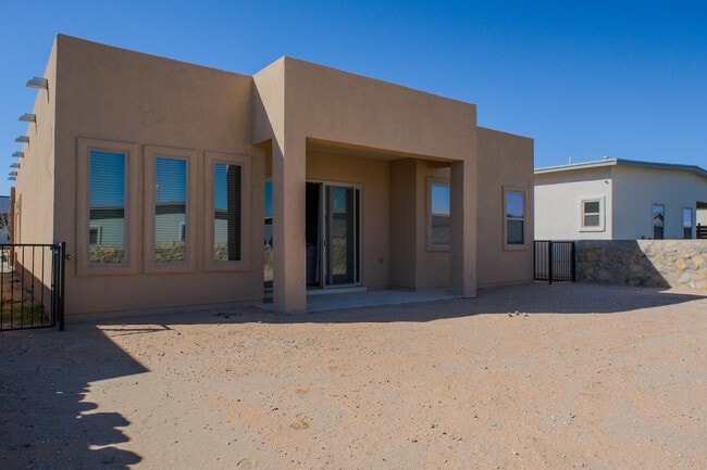 Building Photo - 14937 Tierra Mirage Ave