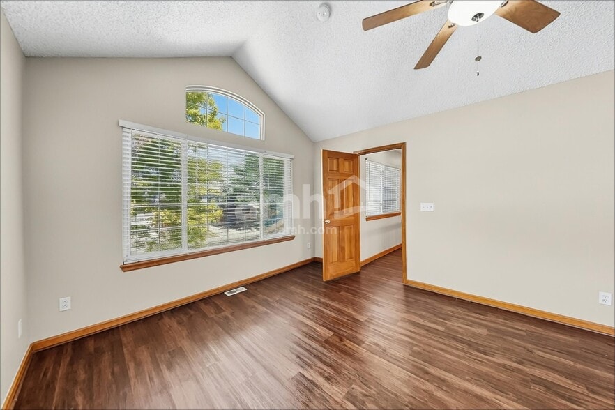 Building Photo - 20912 E Crestline Cir