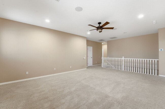 Building Photo - Spacious 3-Bedroom + Loft Home with Mounta...