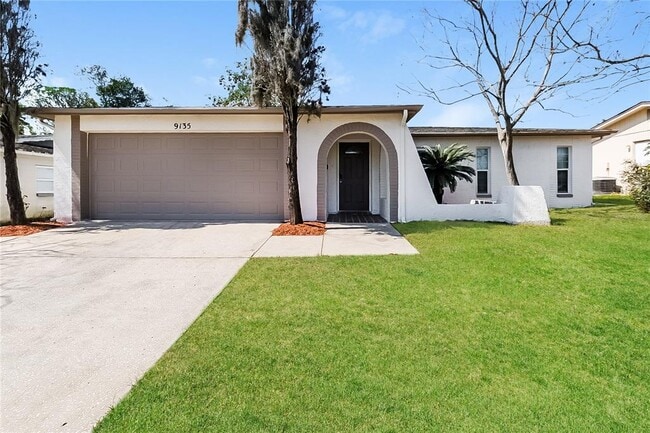 Primary Photo - 9135 Richwood Ln