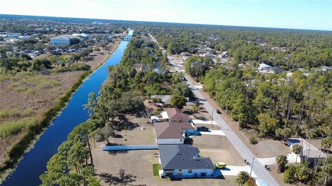 Building Photo - 4395 Hansard Ave