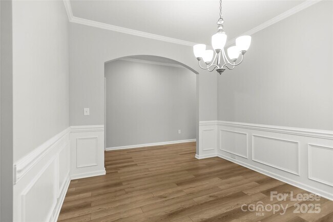 Building Photo - 131 Cherry Bark Dr