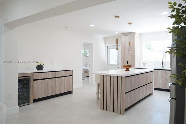 Building Photo - 6236 SW 11th St