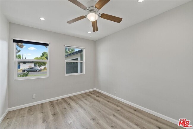 Building Photo - 7241 Donna Ave