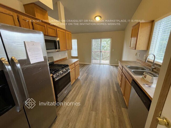 Building Photo - 1315 187th St Ct E