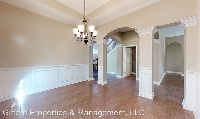 Building Photo - 4 br, 3.5 bath House - 595 Saddlestone Drive