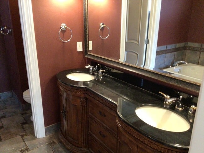 Building Photo - Stunning Executive Home in Almaden