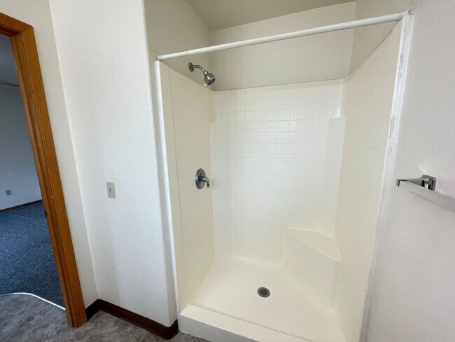 Building Photo - 1 Simpson St