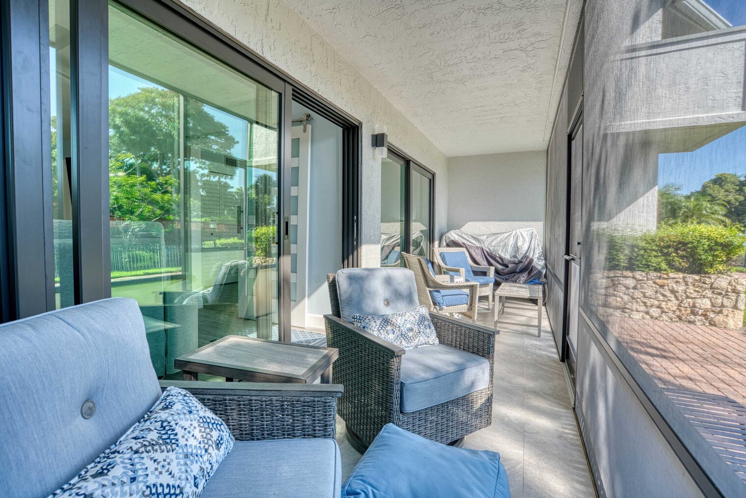 Building Photo - 600 Neapolitan Way