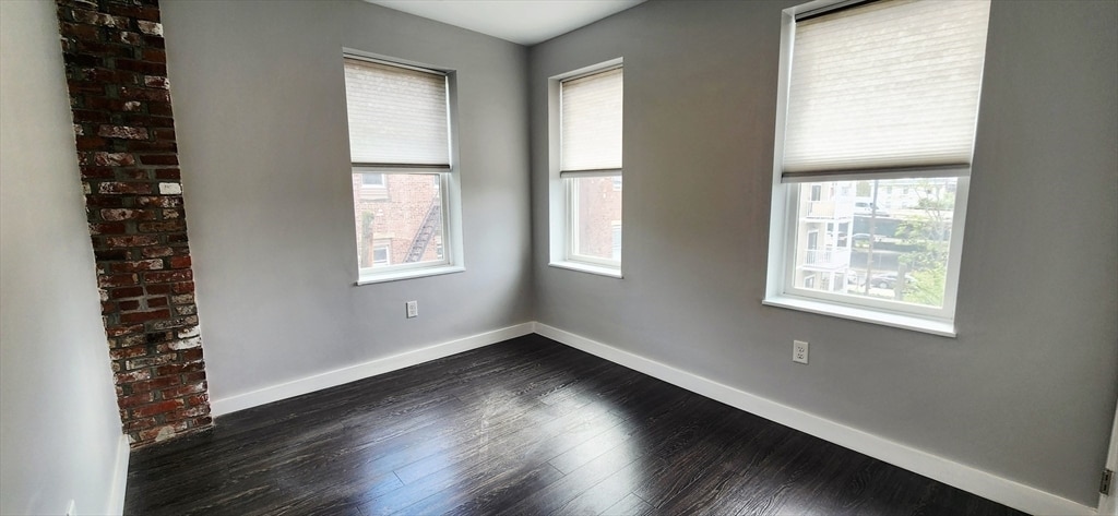 Building Photo - 1 Chelsea Ter