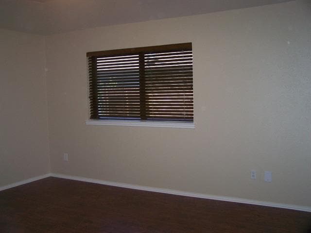 Building Photo - 827 Meandering Way
