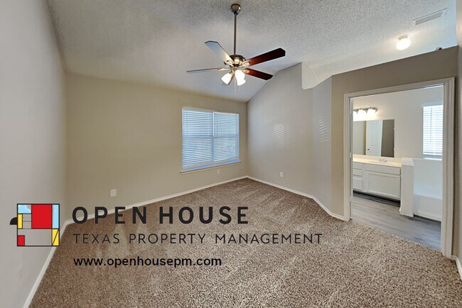 Building Photo - 2324 Weyborn Dr Arlington